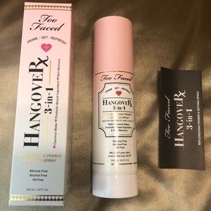 💕🥥Too faced Hangover Primer & Finishing Spray